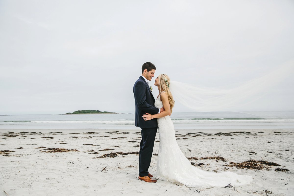  St Brendan Chapel Kennebunkport Maine Wedding Lindsay Hite Photography