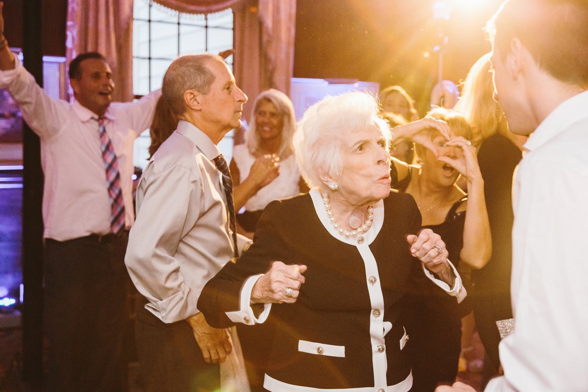 St Brendan Chapel Kennebunkport Maine Wedding Lindsay Hite Photography