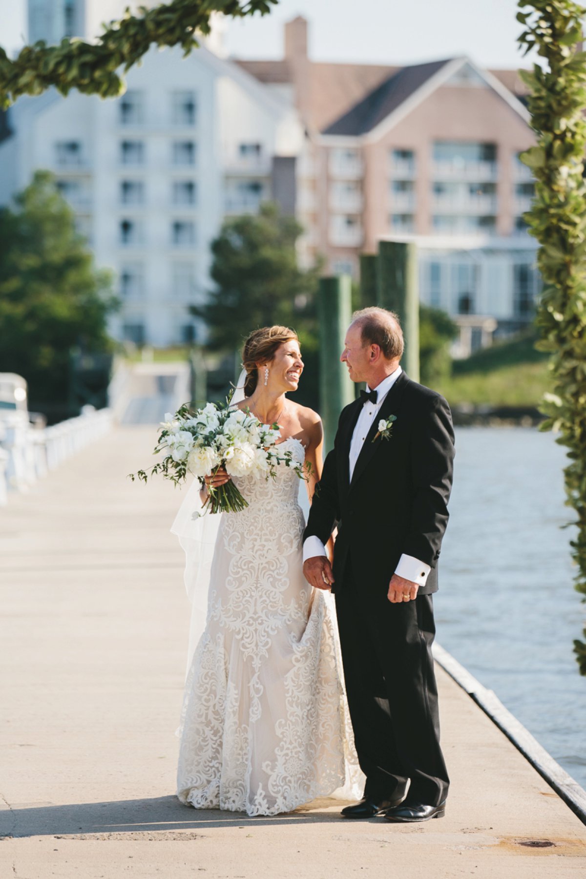 Hyatt Regency Cambridge Maryland Wedding Lindsay Hite Photography