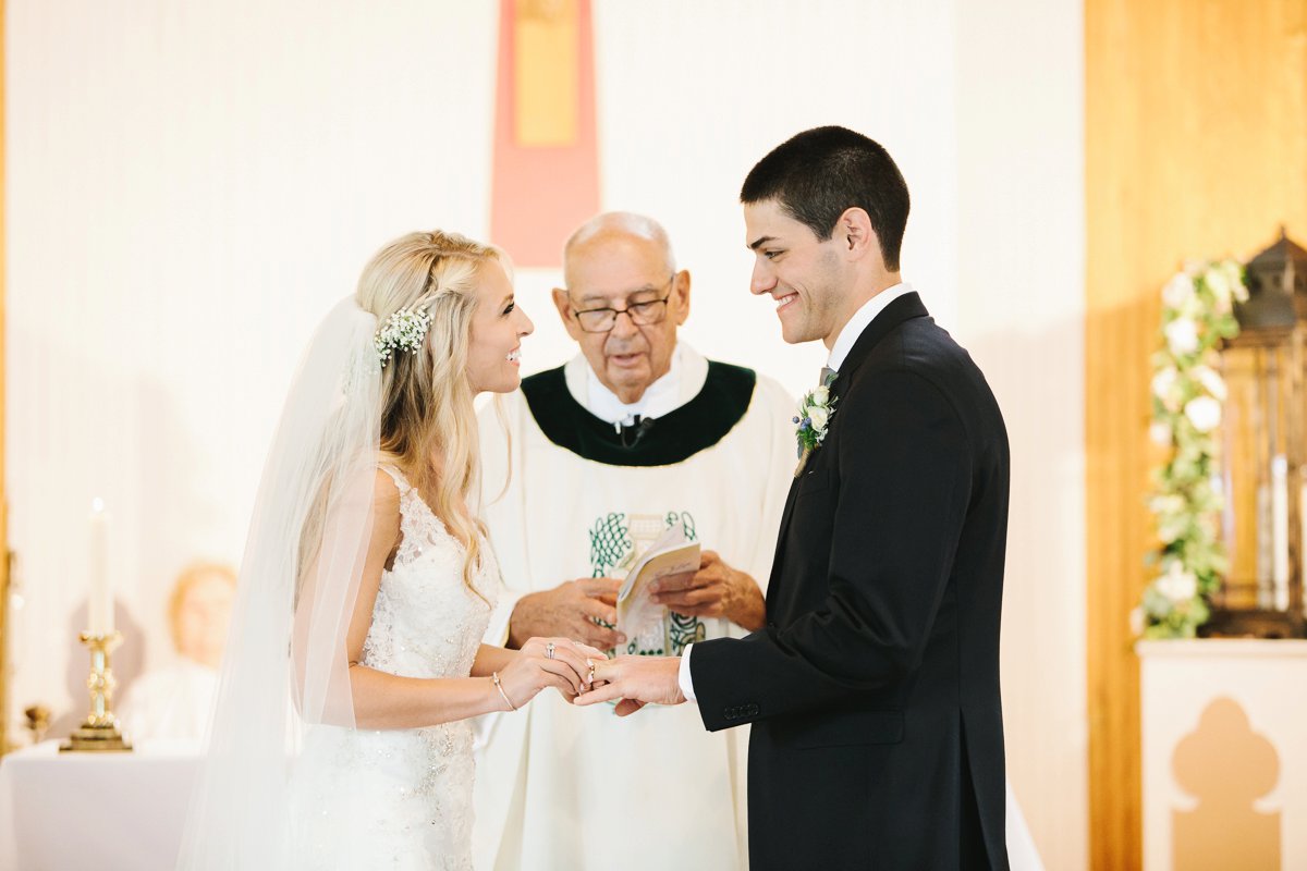  St Brendan Chapel Kennebunkport Maine Wedding Lindsay Hite Photography