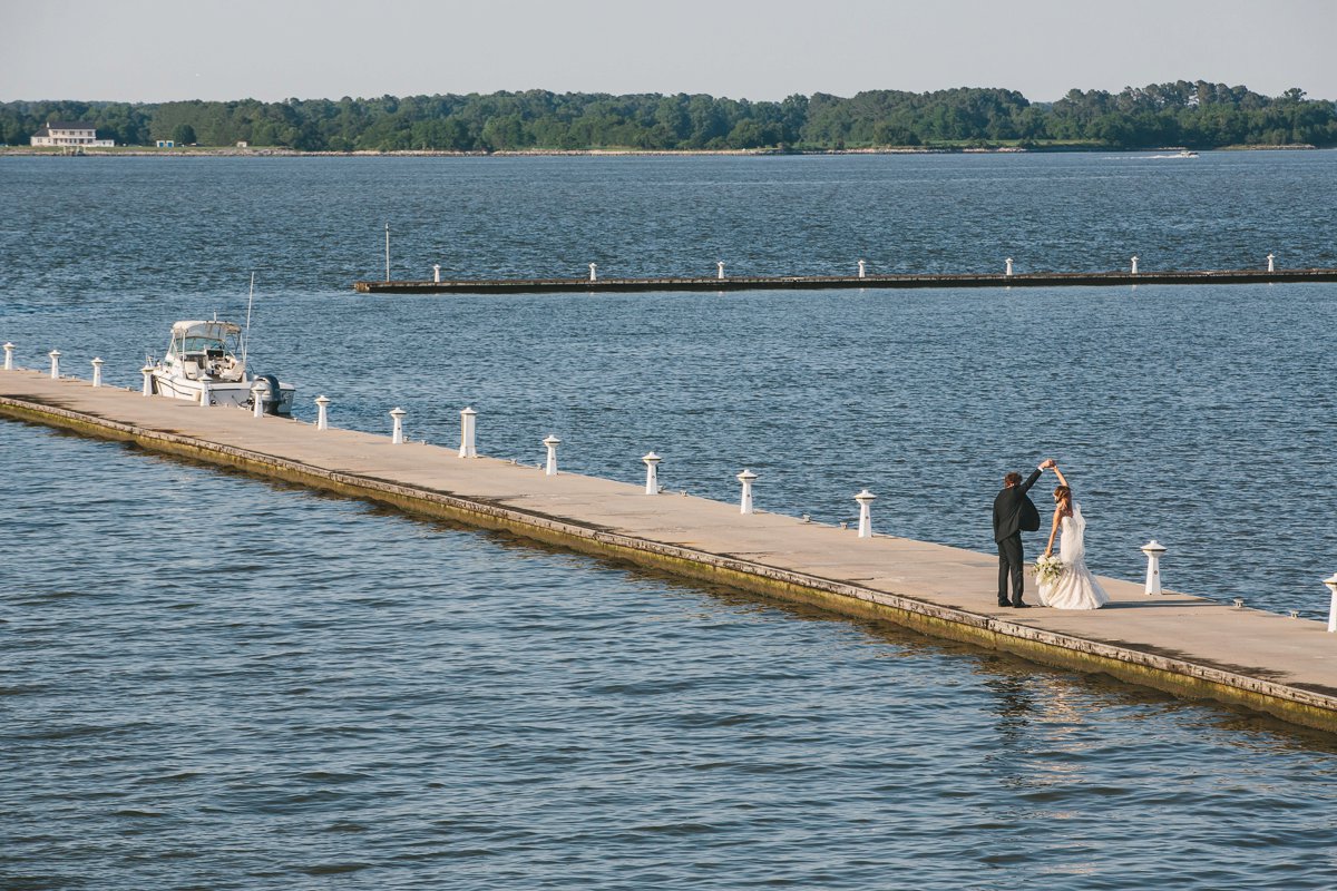 Hyatt Regency Cambridge Maryland Wedding Lindsay Hite Photography