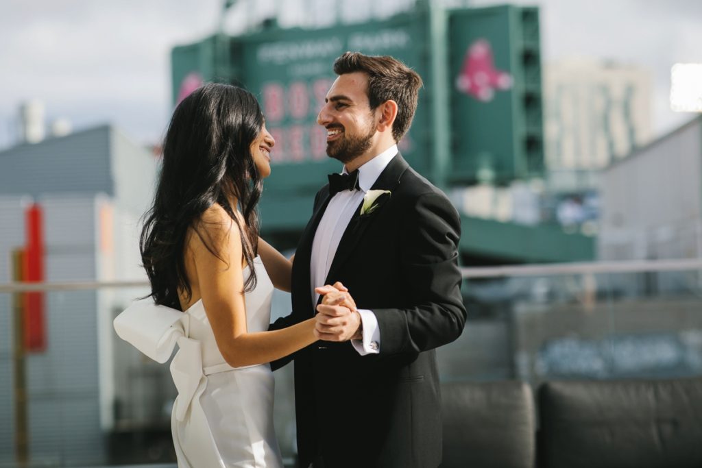 Hotel Commonwealth Boston Wedding Lindsay Hite Photography