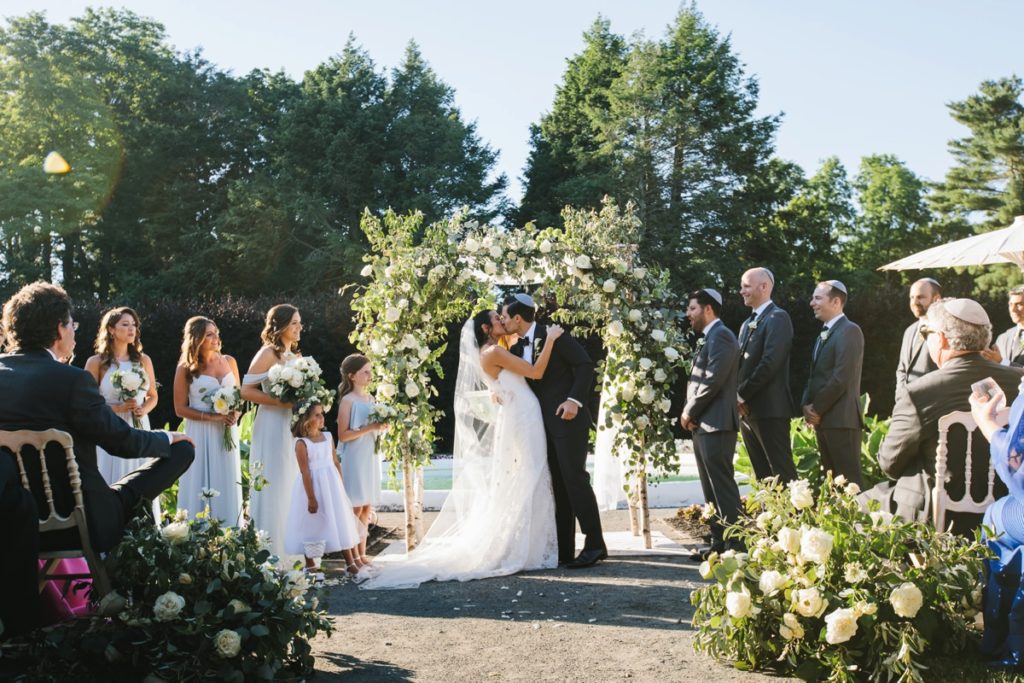 The Gardens At Elm Bank Wedding Lindsey Gabe S Elegant Modern